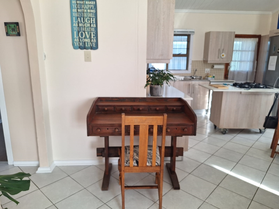 To Let 2 Bedroom Property for Rent in Fish Hoek Western Cape